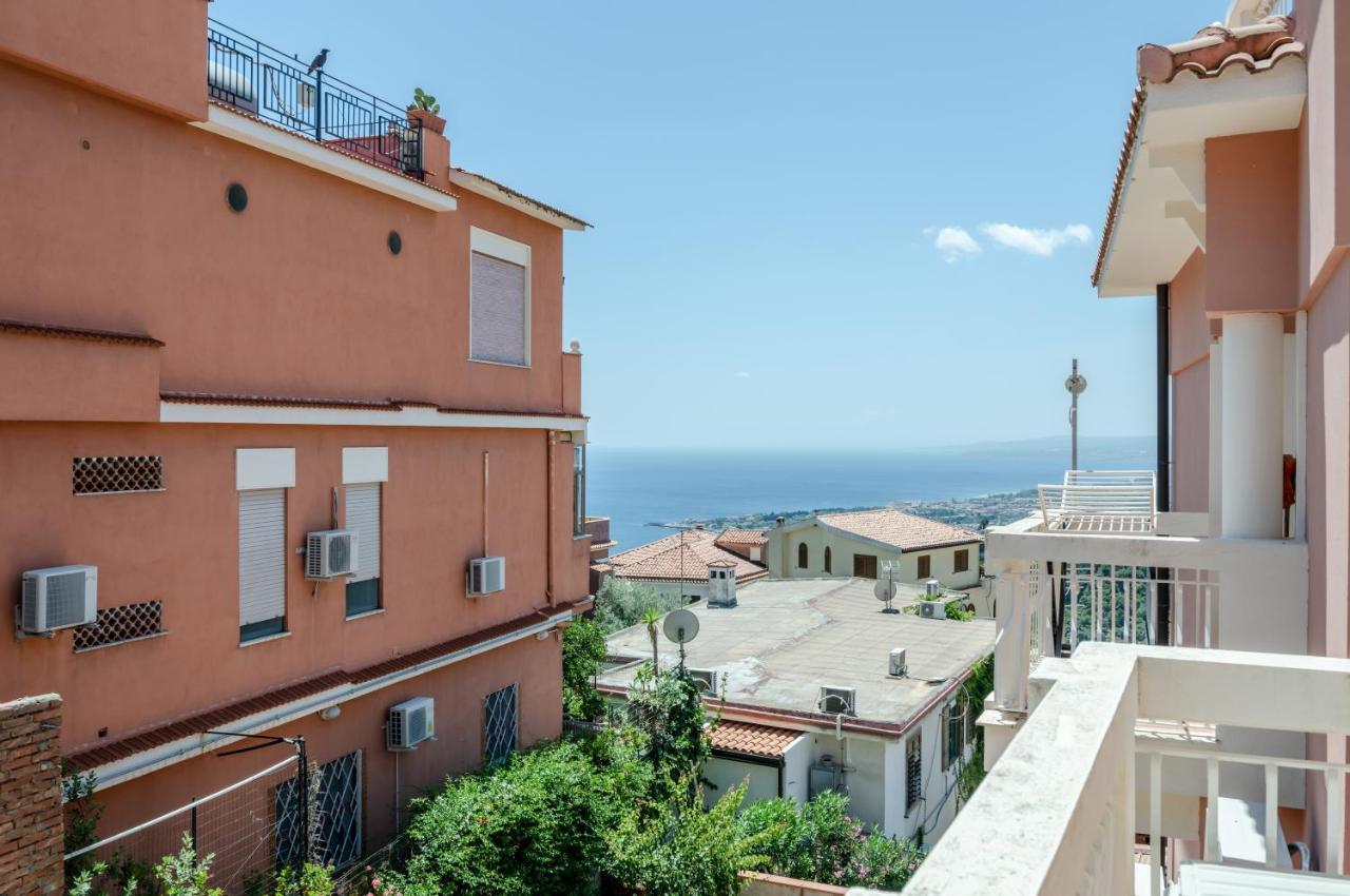 Taormina Sea View Studio Exterior photo